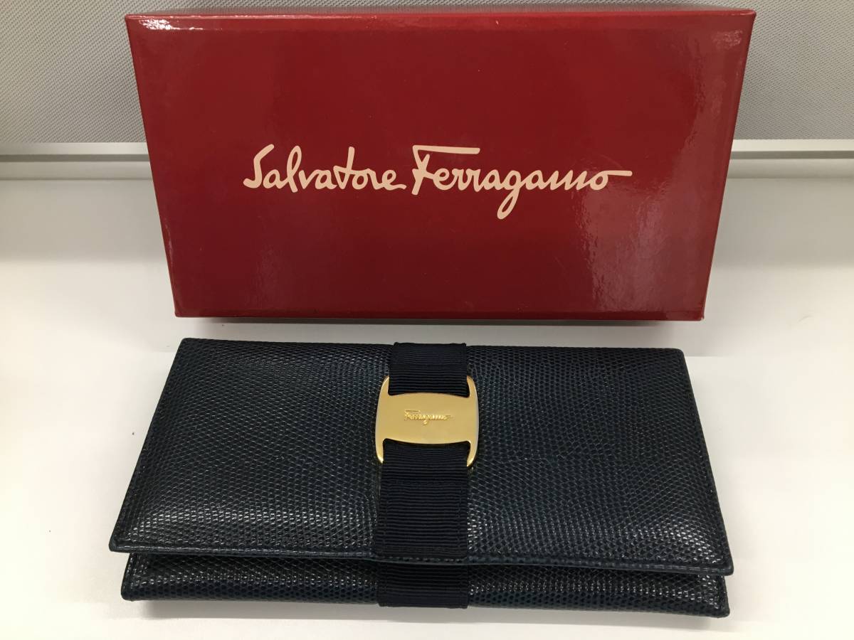 YK フェラガモ Salvatore Ferragamo 長財布(女性用財布)｜売買された 
