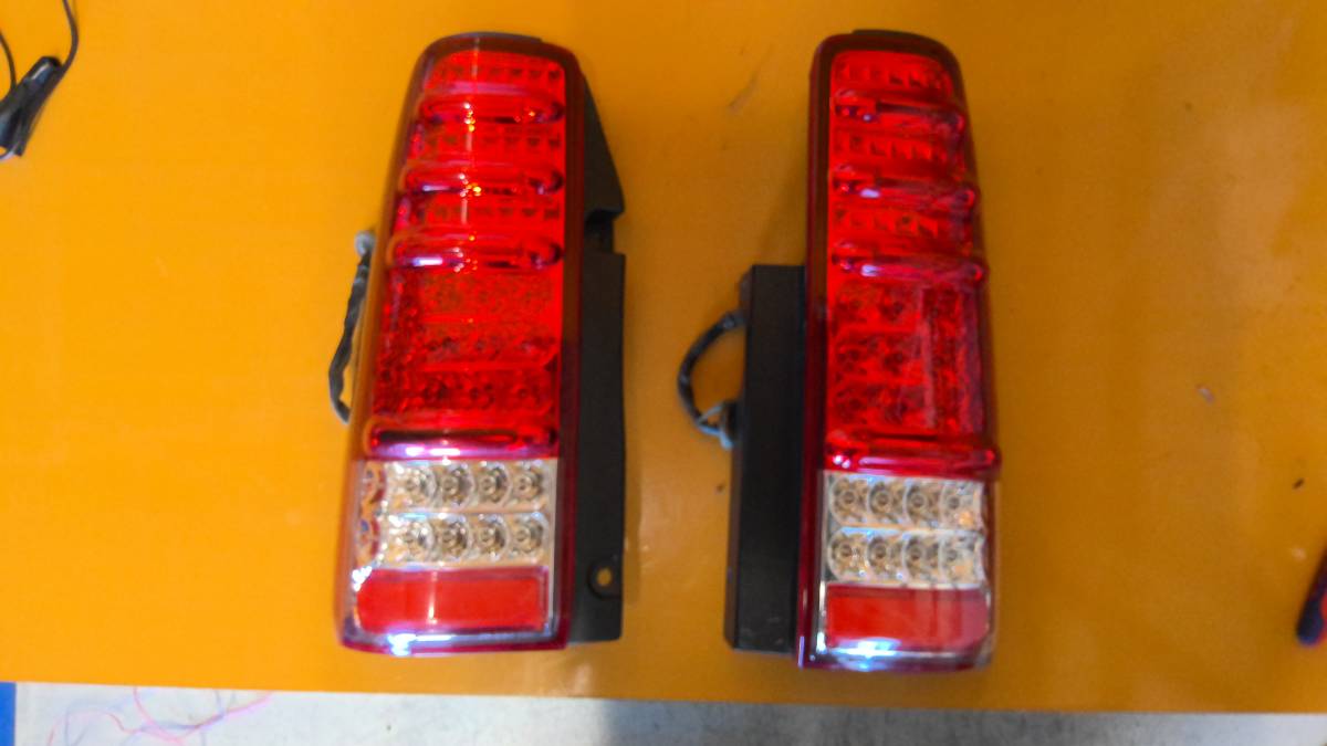 ジムニー JB23ジムニー 3Dホール フルLEDテールV2 流れるウインカー 