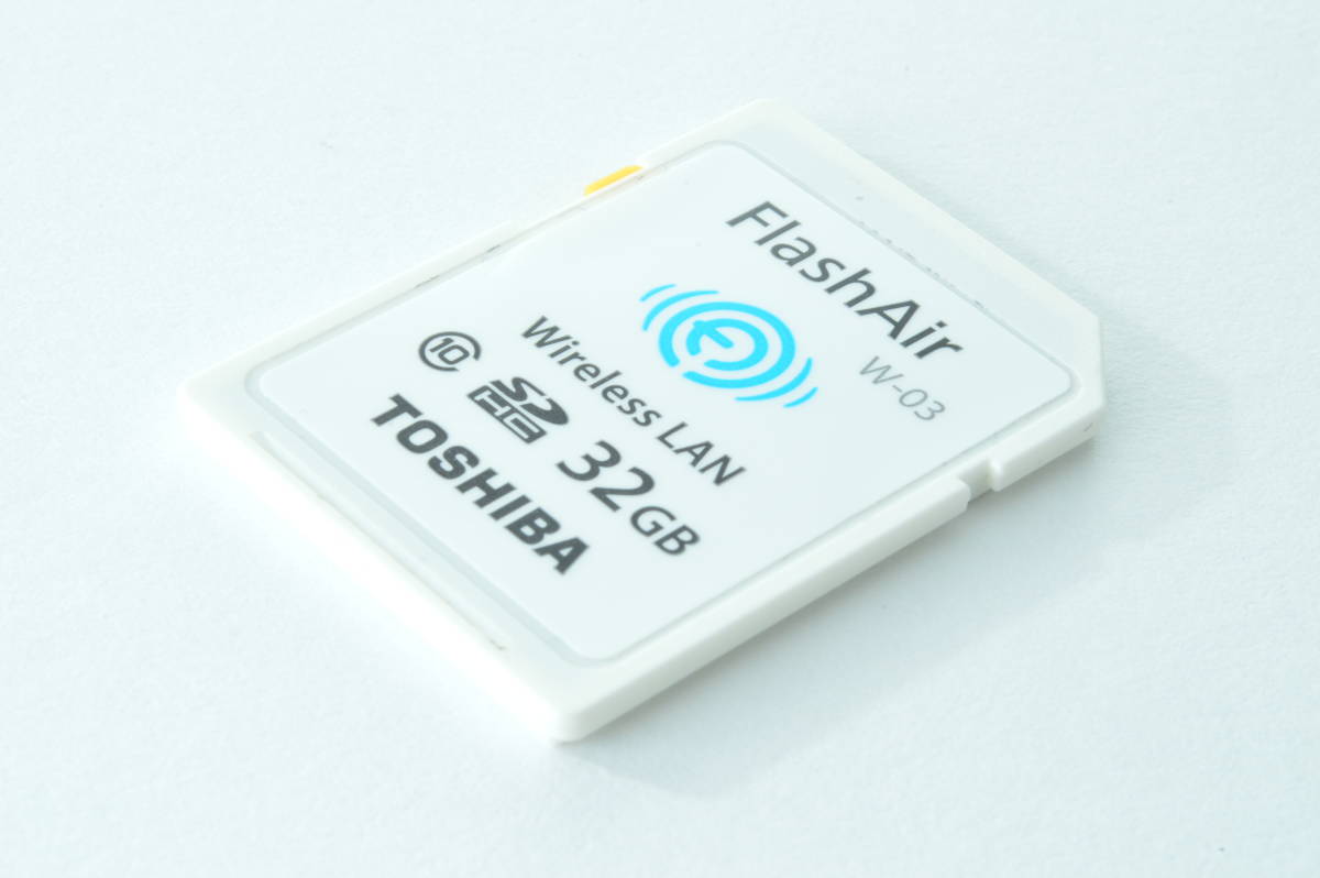 新作，人気 TOSHIBA 東芝 FlashAir W-03 SDHC 32GB (cy326)