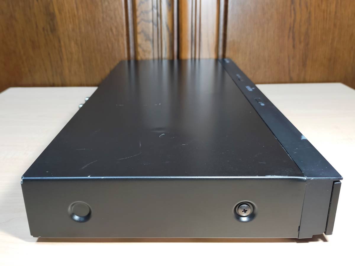 SHARP 2B-C20CW1/2TB/2番組同時録画可/B-CAS，新品リモコン，HDMI，電源ケーブル付属/外付けHDD対応/動作良好 SHARP ブルーレイレコーダー 2TB 大容量&frasl;2B-C20CW1&frasl;二番組同録・4k再生可&frasl;20年モデル実動 中古シャープ ブルーレイ