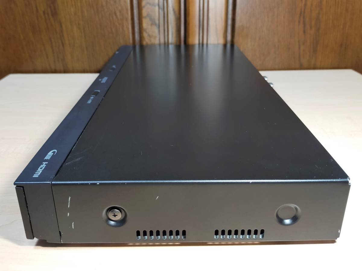 SHARP 2B-C20CW1/2TB/2番組同時録画可/B-CAS，新品リモコン，HDMI，電源ケーブル付属/外付けHDD対応/動作良好 SHARP ブルーレイレコーダー 2TB 大容量&frasl;2B-C20CW1&frasl;二番組同録・4k再生可&frasl;20年モデル実動 中古シャープ ブルーレイ