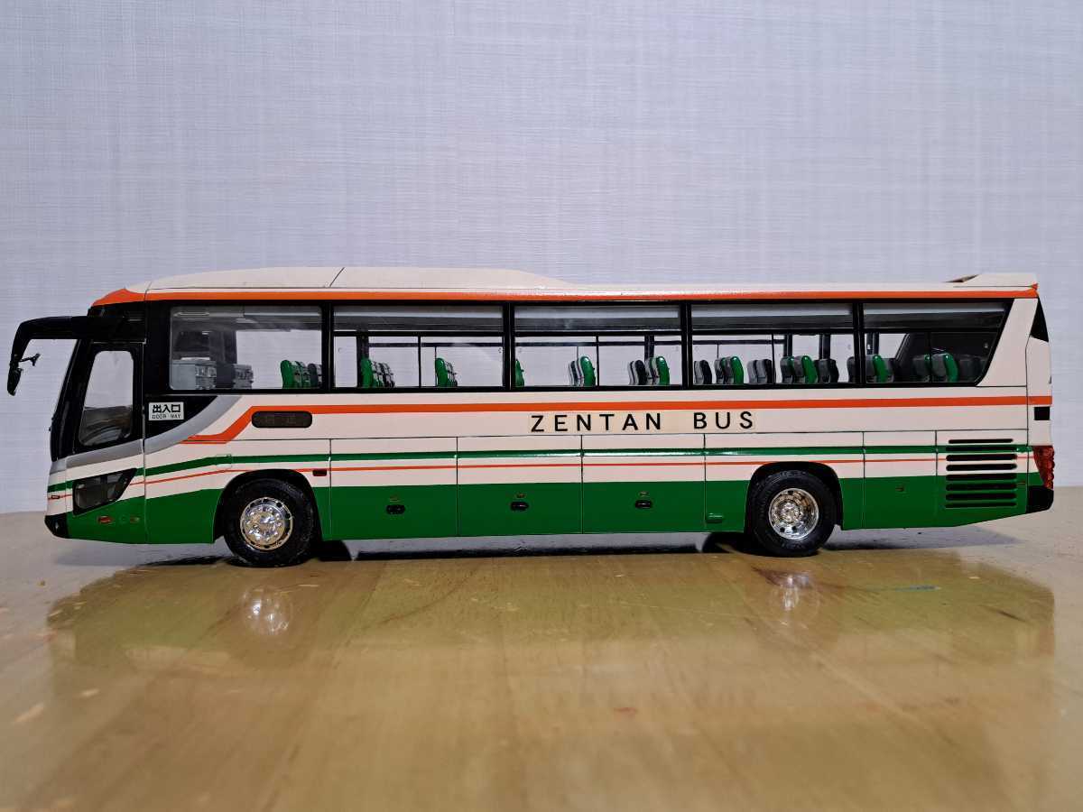 素人作品フジミ模型日野セレガ1／32プラモデル フジミ模型 1⁄32 1⁄