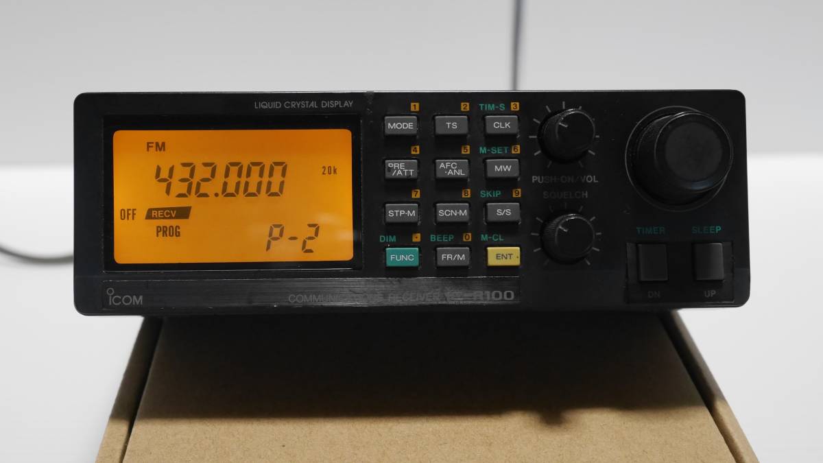 広帯域受信機 ICOM IC-R100 純正AC電源、アンテナ、車載ブラケット付き 