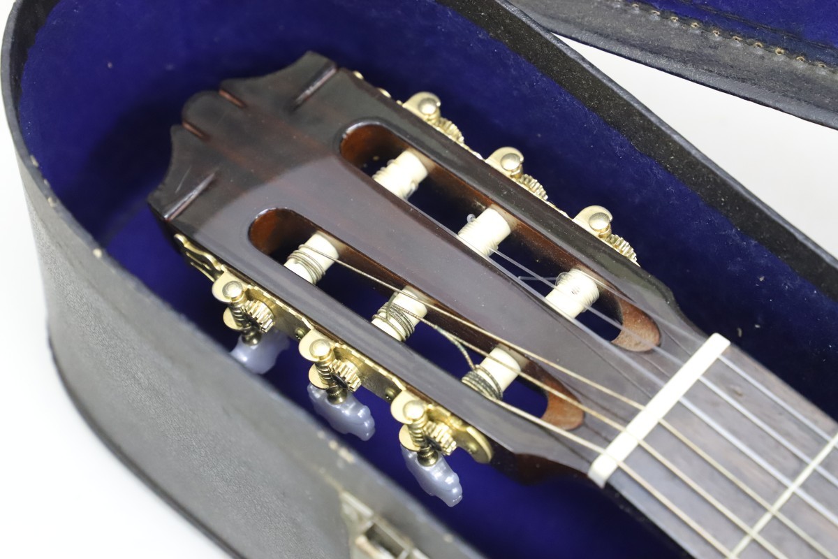 YAMAHA ヤマハ CG-150SA クラシックギター トップ単板 ガットギター 