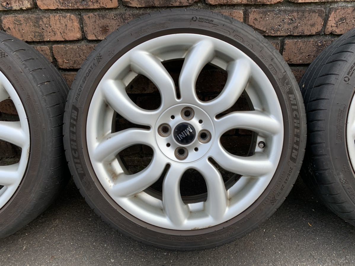 BMWミニ クーパーS 純正17インチアルミホイール タイヤも使用可 205