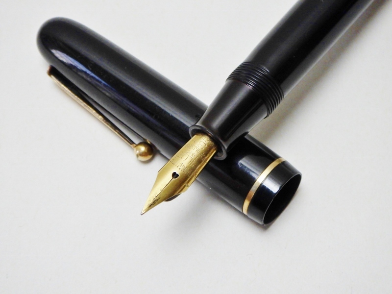 PILOT 万年筆 パイロット NAMIKI 松文様 パイロットNamiki(蒔絵)万年筆