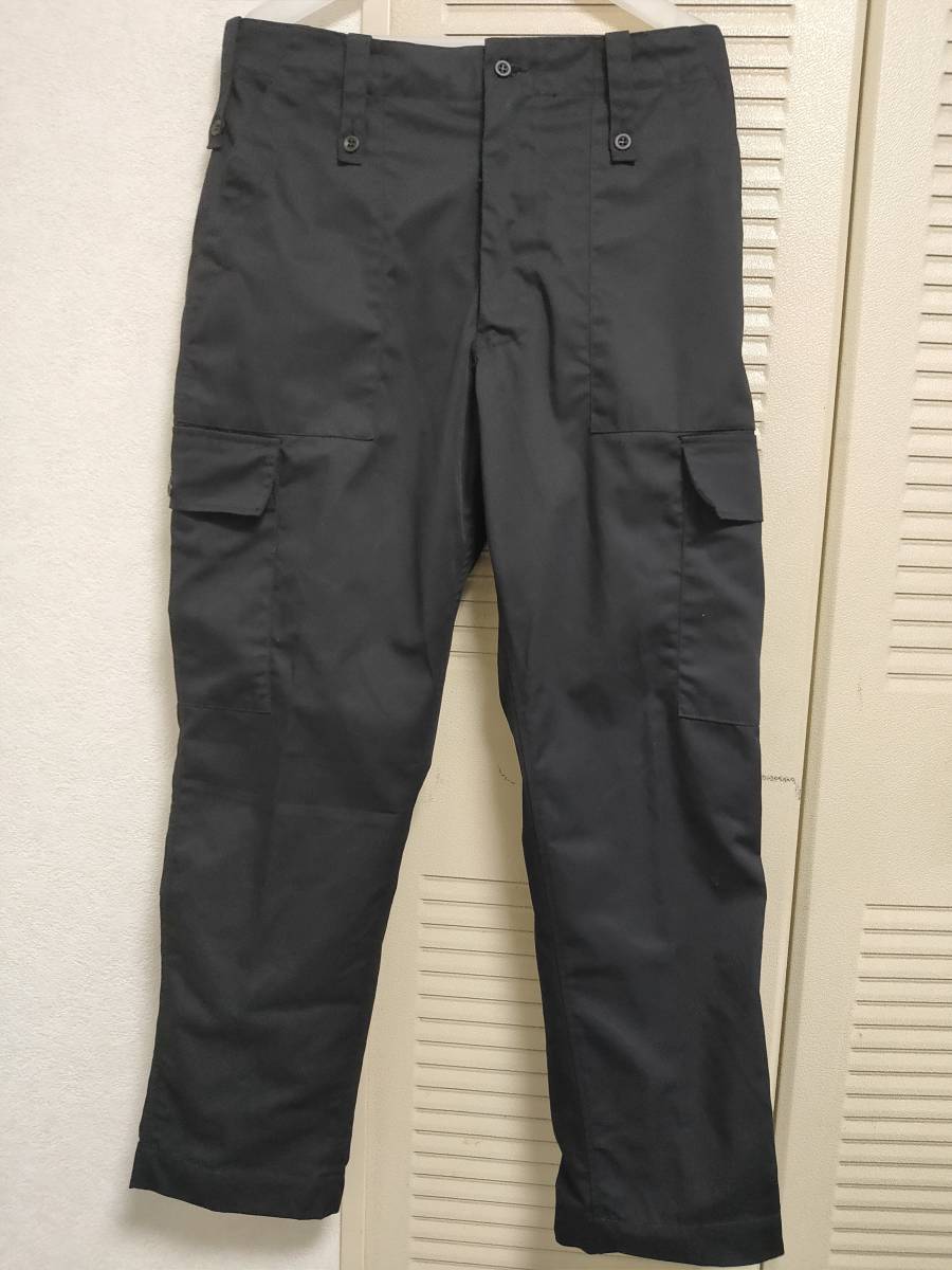 【人気SALE，爆買い】 試着のみ イギリス軍 ベイカーパンツ ブラック黒 ライトウェイト ファティーグ パンツ カーゴ８０／８８(パンツ)｜売買されたオークション情報、yahooの商品情報をアーカイブ公開 - オーク パンツ