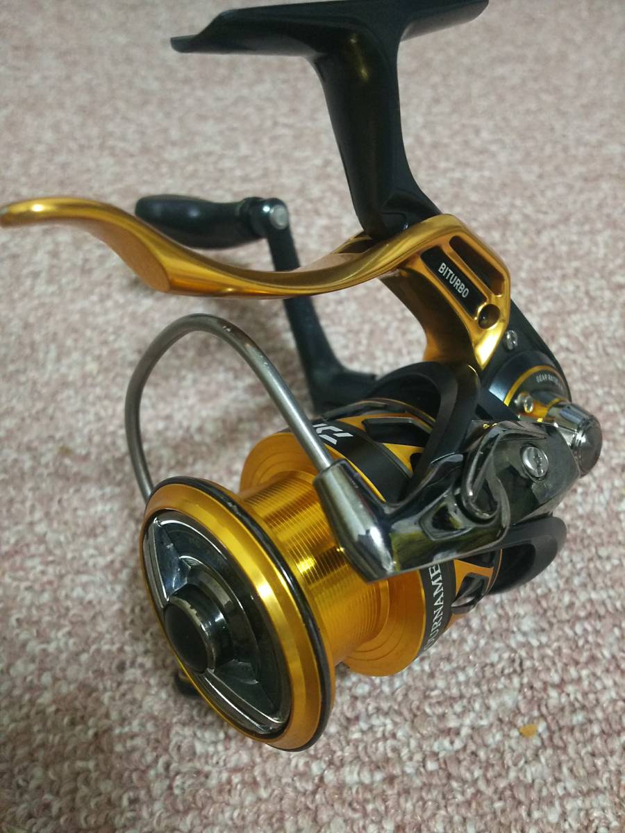 ダイワ 18トーナメント ISO 2500SH-LBD DAIWA TOURNAMENT