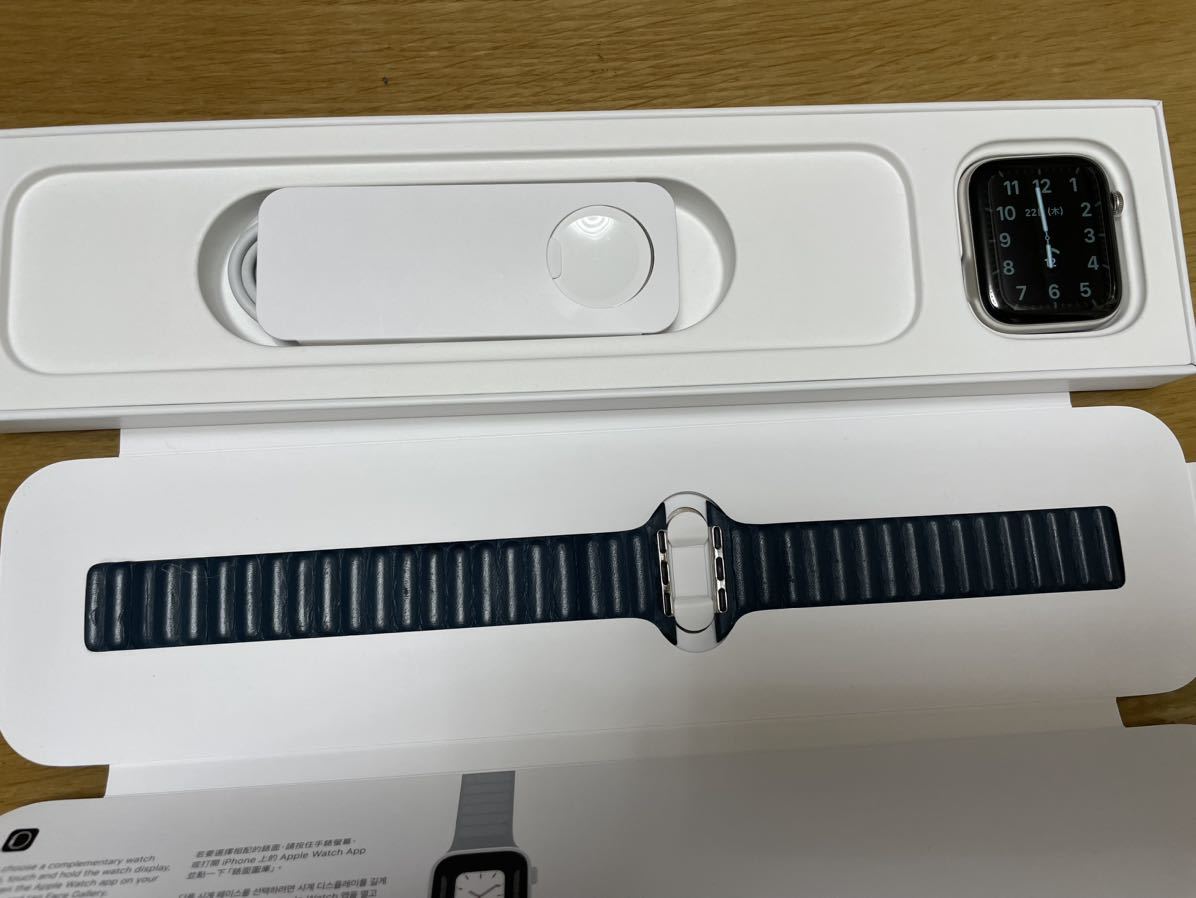 品質保証，人気 Apple Watch Series6 44㎜ silver stainless Baitic blue レザーリンク(スマートウォッチ本体)｜売買されたオークション情報、yahooの商品情報をアーカイブ公開 - オークファン スマートウォッチ本体