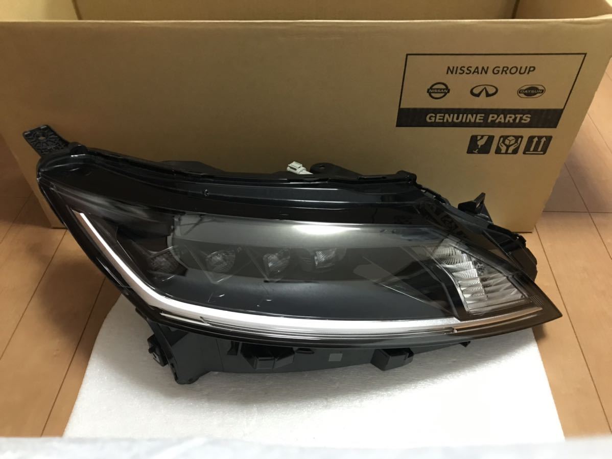 日産 ノート E13 右 LED ヘッドライト - ノート E13⁄SNE13 LED