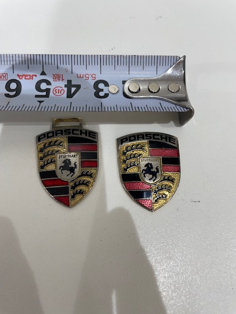 □PORSCHE ポルシェ エンブレム コイン 718 RS 60 Spyder ガレージ 