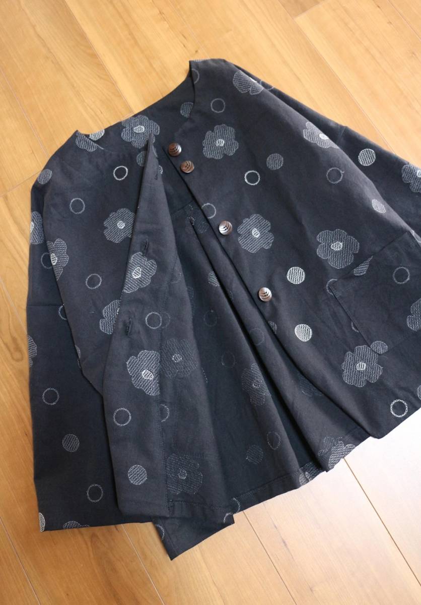 hand　made♪cotton&リネンflower刺繍ノーカラーショート丈ジャケット♪ hand | made♪cotton&amp;リネンちび襟シャツ♪ 台湾 方さん手作り藤の花刺繍リネン携帯小物ポケット 母の日