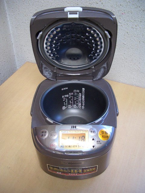 象印　 NP-GE05 豪熱沸騰　IH炊飯ジャー　3合炊　美中古 