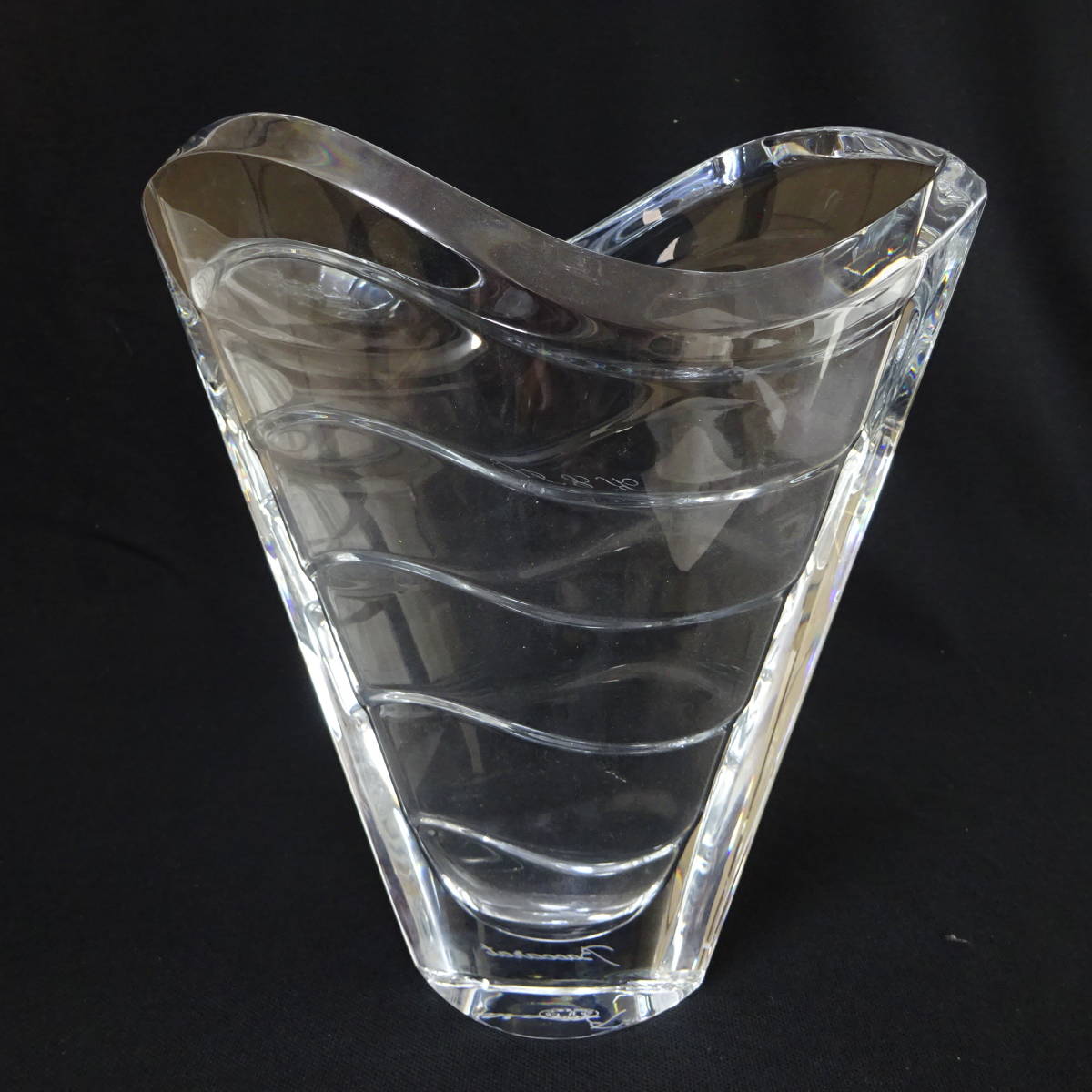BACCARAT バカラ フラワーベース 花瓶 正規品中古 1549092-052 BACCARAT バカラ フラワーベース 花瓶 正規品中古 1549092-052