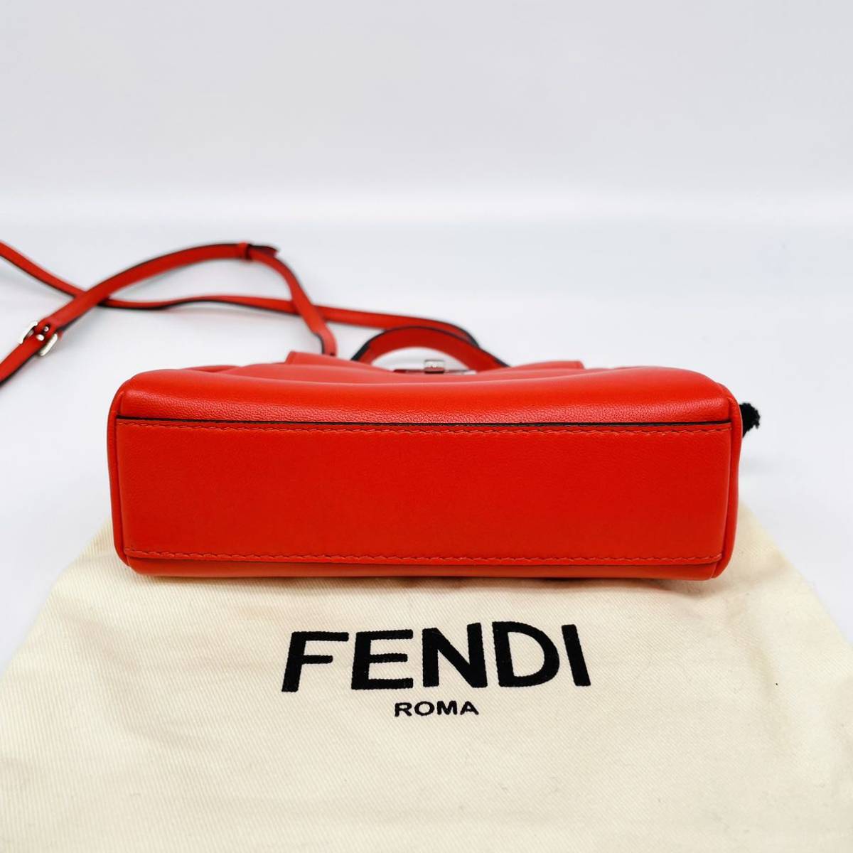 未使用品 FENDI フェンディ マイクロ ピーカブー 2way ショルダー 