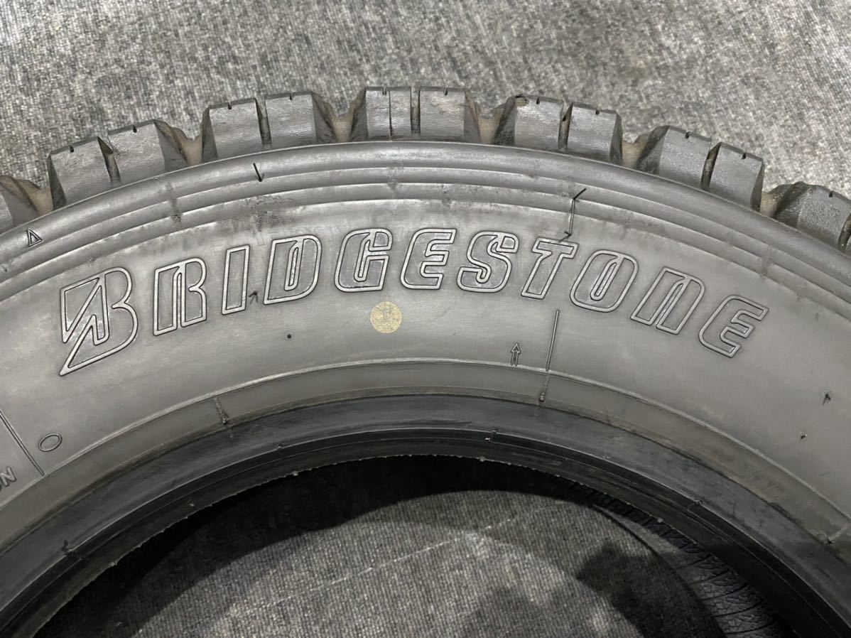 2021年製造！バリ溝！215/70R17.5 123/121J！高級ブリヂストンW970！6本セットスタッドレスタイヤ エルフ キャンター デュトロ ダイナ 123&frasl;121J 価格｜215&frasl;70R17.5 タテ M800 R173 オークション比較