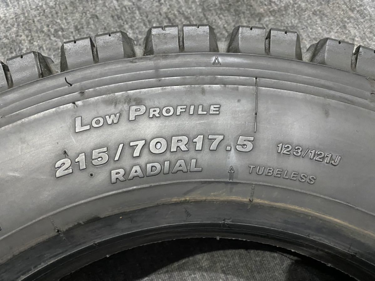 2021年製造！バリ溝！215/70R17.5 123/121J！高級ブリヂストンW970！6本セットスタッドレスタイヤ エルフ キャンター デュトロ ダイナ 123&frasl;121J 価格｜215&frasl;70R17.5 タテ M800 R173 オークション比較