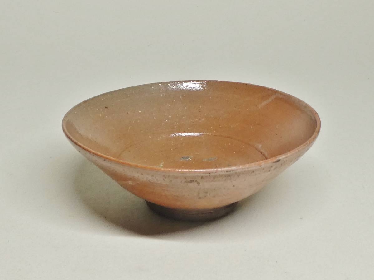 美術品・アンティーク・コレクション 李朝 金海 平皿 16-17世紀