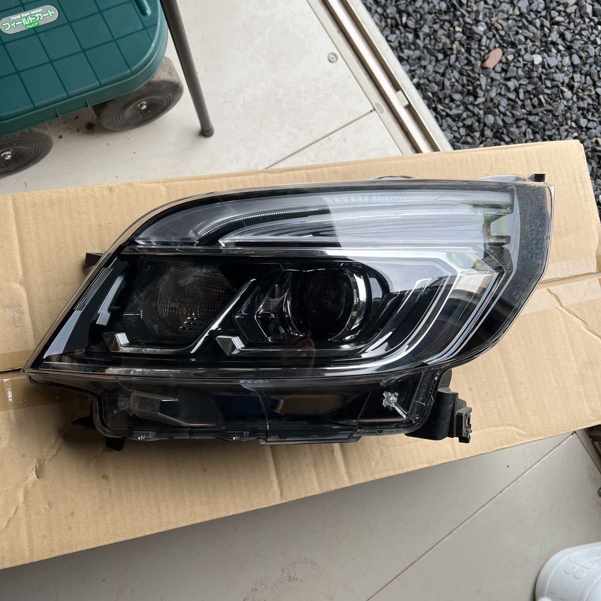新作，品質保証 日産 デイズルークス 左 ヘッドライト LED 美品