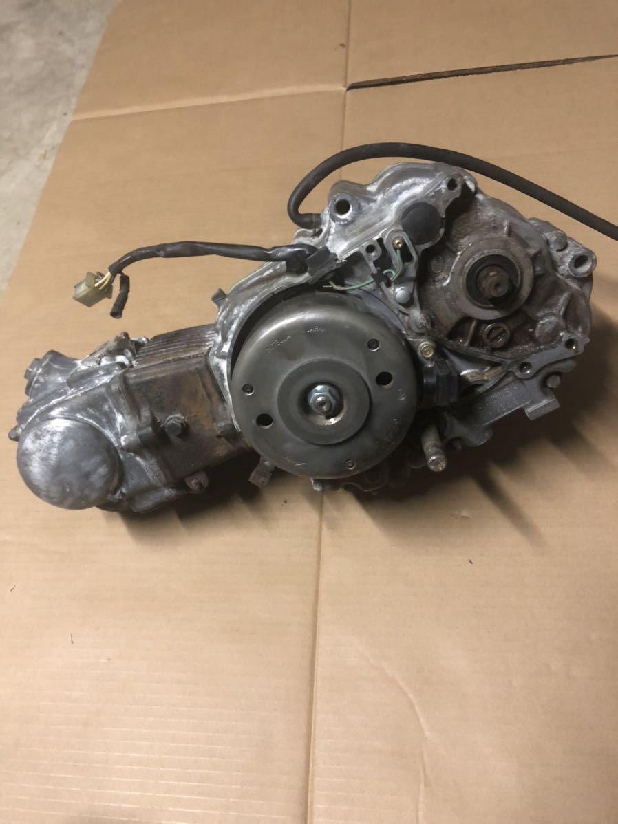 ホンダ スーパーカブ フルオーバーホール 50cc HONDA 純正エンジン本体 全 純正 C50 公式通販 スーパーカブC50エンジン実働 エンジン 純正エンジン Yahoo!オークション 実働 カブ50エンジン