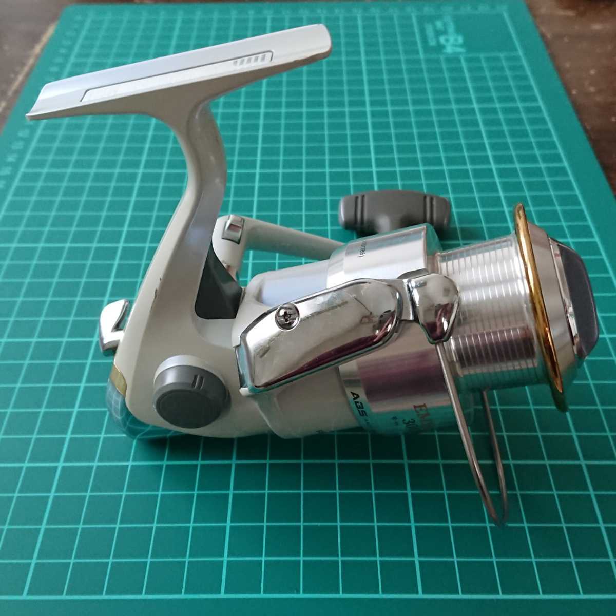 Yahoo!オークション - ダイワ エンブレム Z 3000iA DAIWA EMBLEM