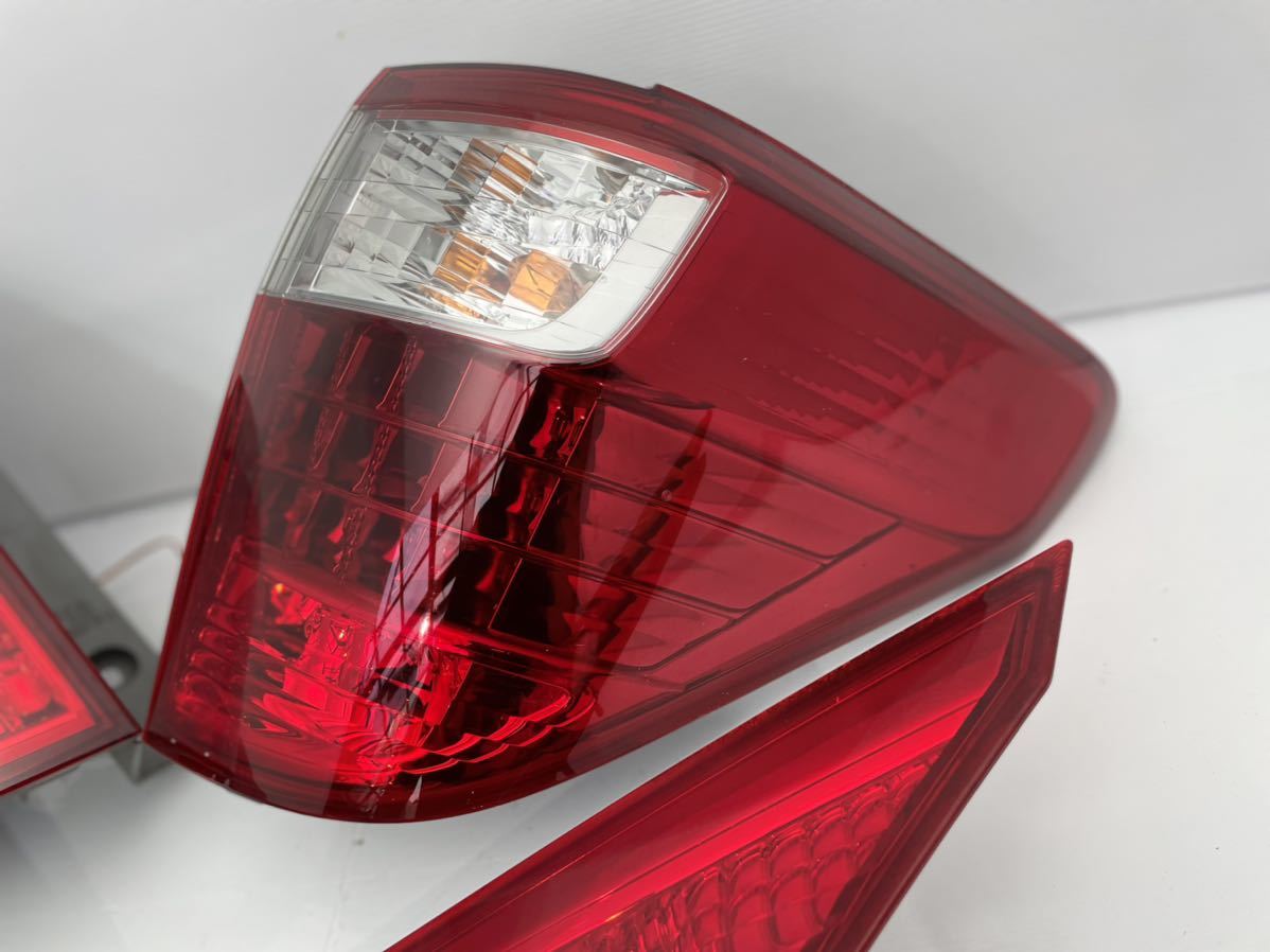 アルファード 20 純正 テールランプ テールライト ヴェルファイア 左右