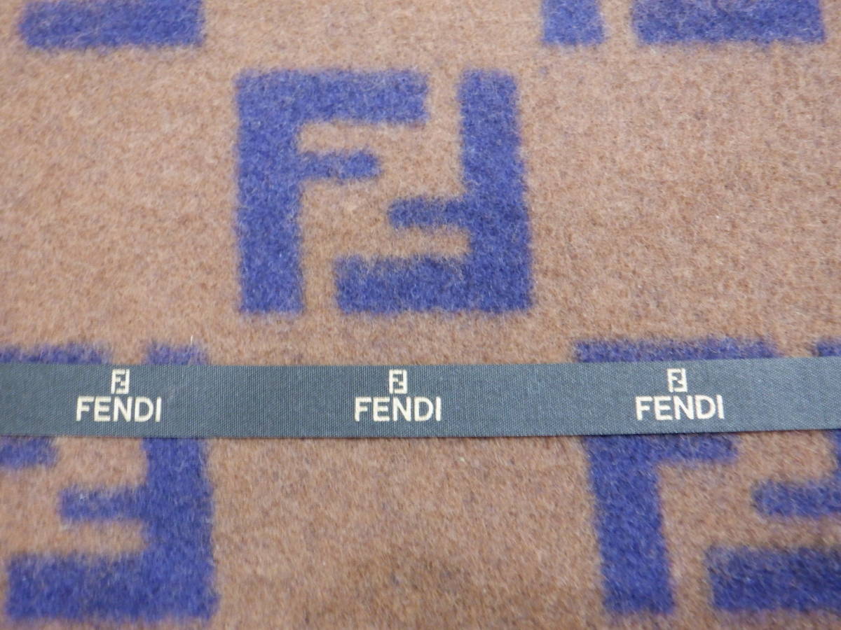 フェンディ FENDI 早い者勝ち♪ ズッカ柄 ウールブランケット 毛布