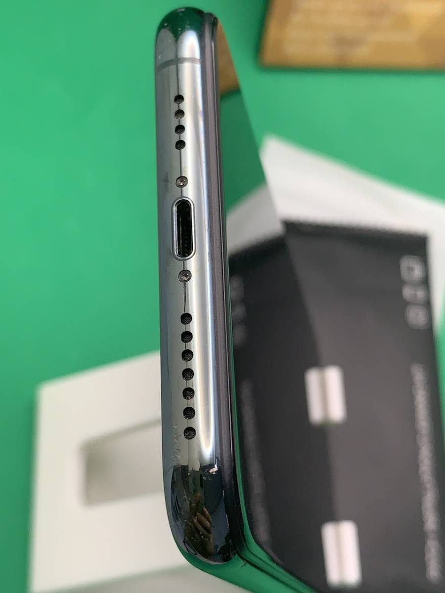 激安」iPhone11 Pro Max 256GB SIMフリー バッテリー85% MWHM2J/A