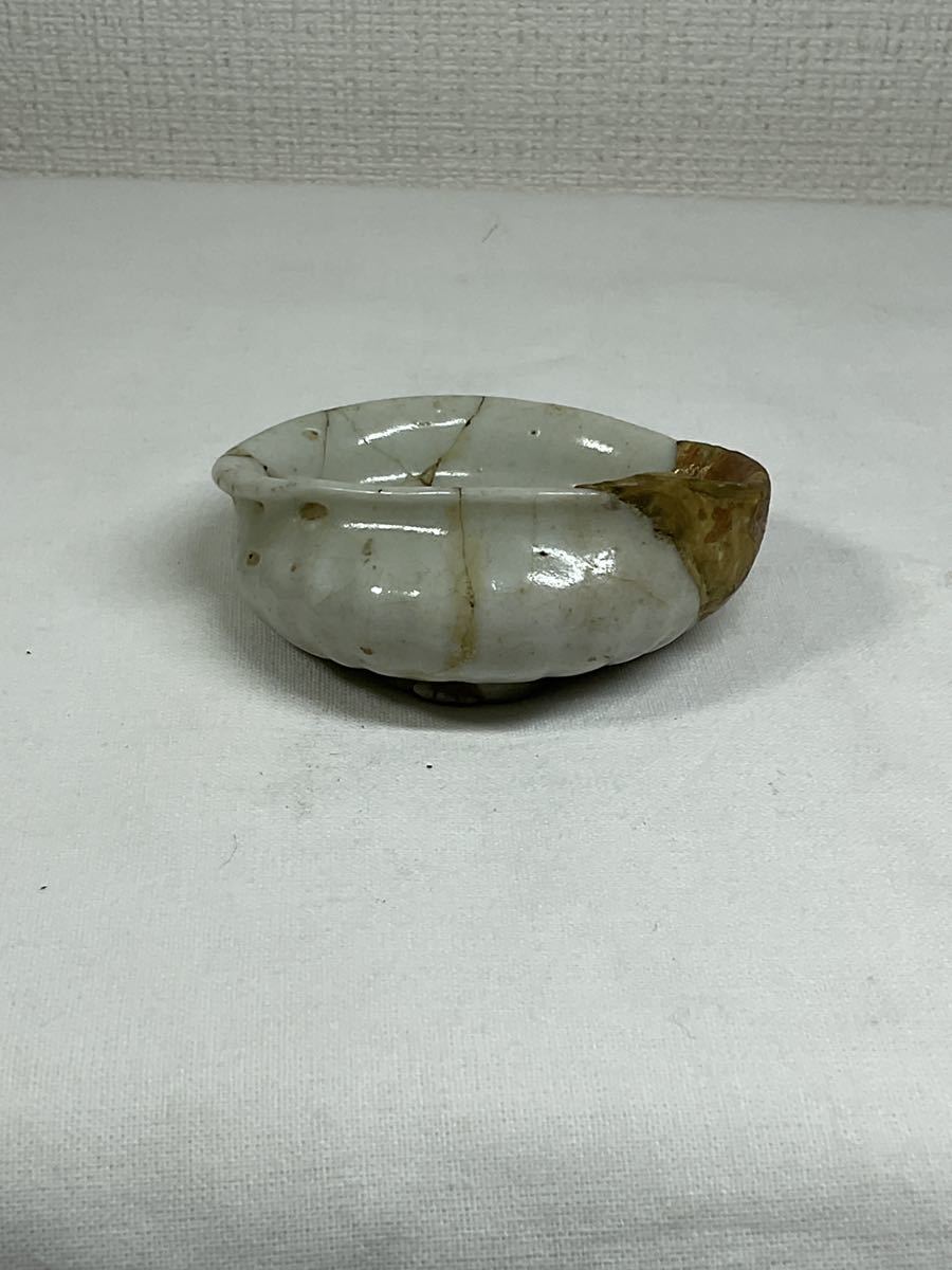 酒器 初期伊万里 古伊万里 ぐい呑 江戸初期 盃 猪口 白磁 白磁盃 希少初期