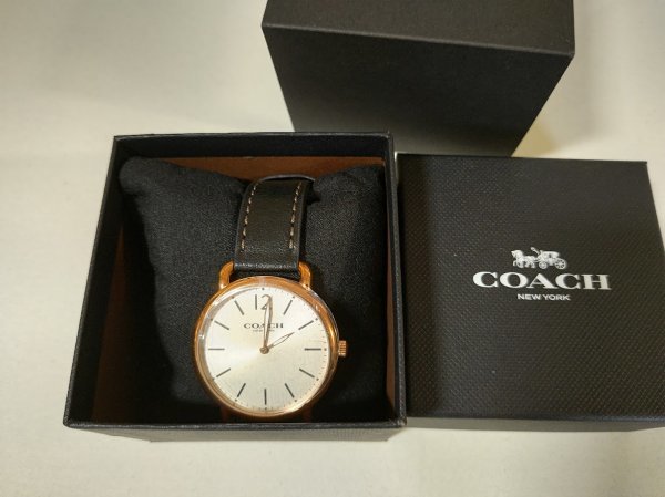 未使用　COACH コーチ DELANCE デランシー スリム チョーク文字盤 　14602347 メンズ