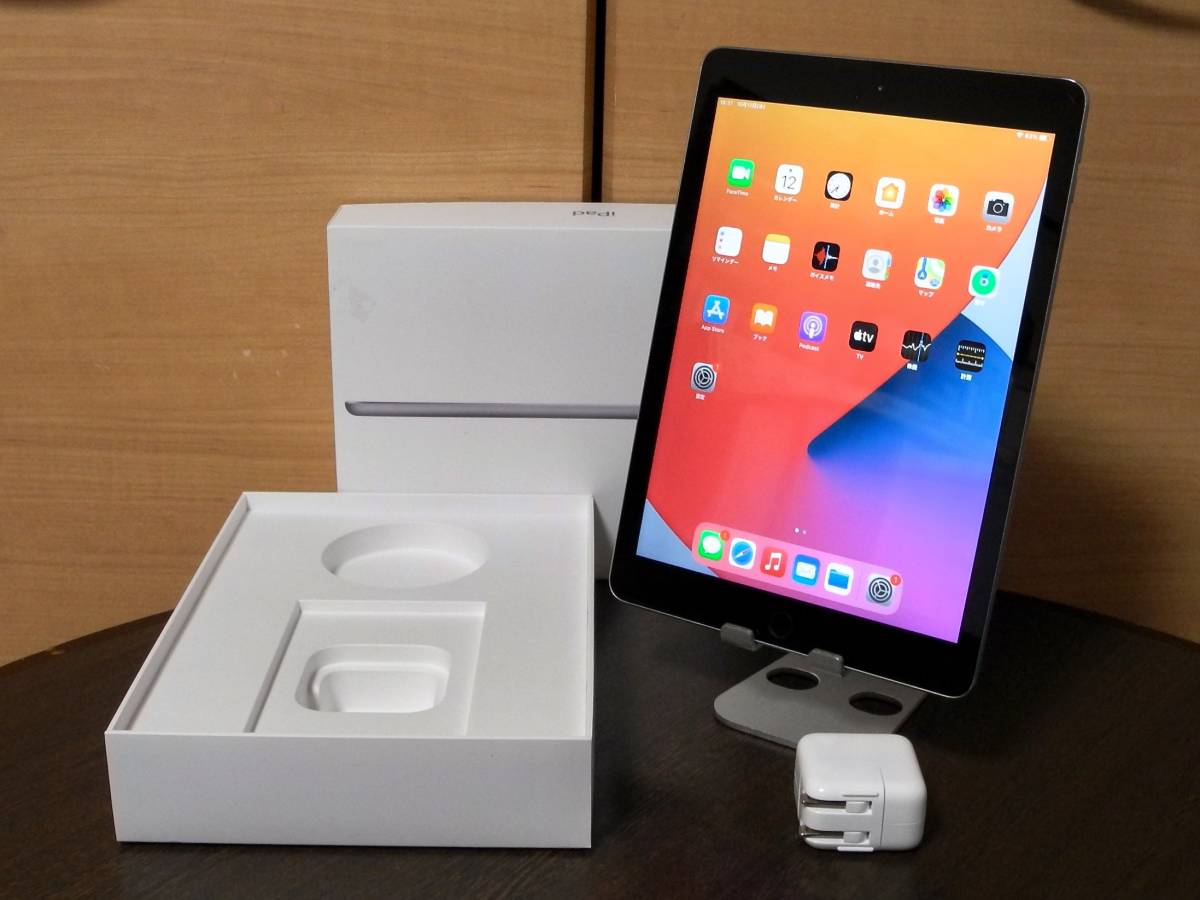 □2018年□ iPad Wi-Fi 32GB（MR7F2J/A）スペースグレイ・AC付属□