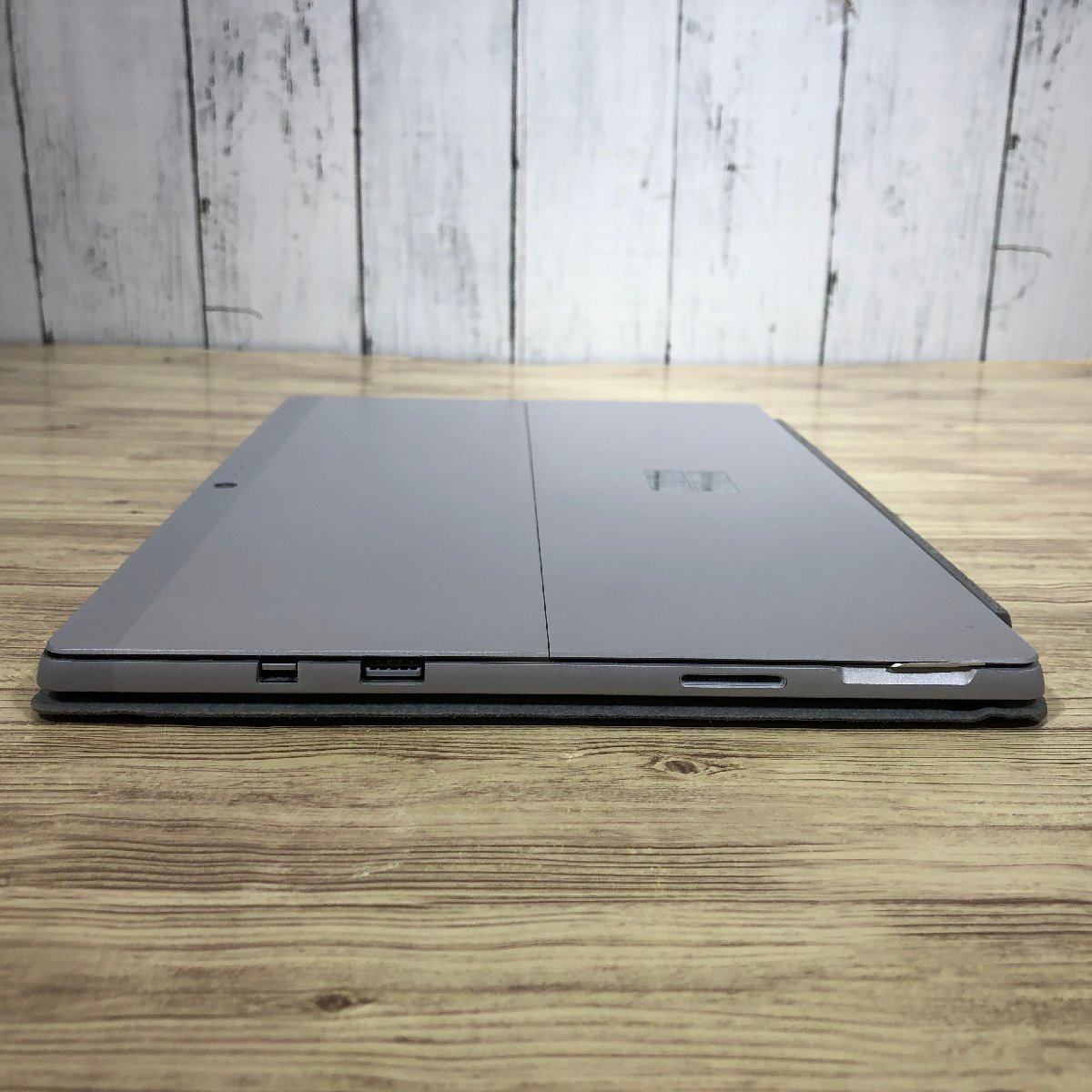 Microsoft Surface Pro 5 1807 Core i5 7300U 2.60GHz/8GB/256GB(NVMe 