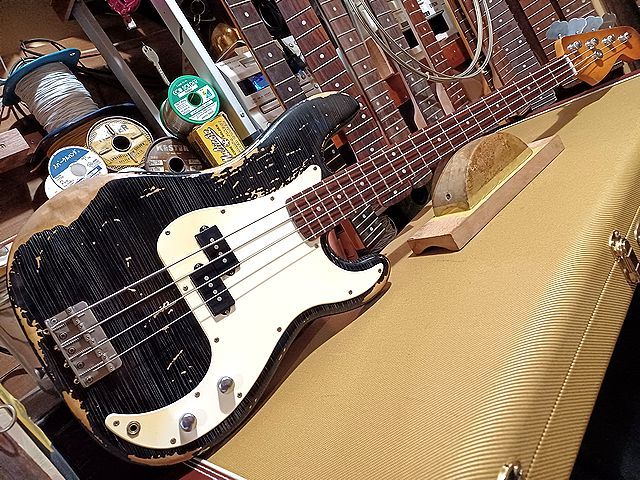 新作登場，新作 Vintage Reproduction Relic Custom VintageBlack Precision Bass レリック ＆ エイジド VintageCapacitor VintageWier(その他)｜売買されたオークション情報、yahooの商品情報をアーカイブ公開 - オークファン その他