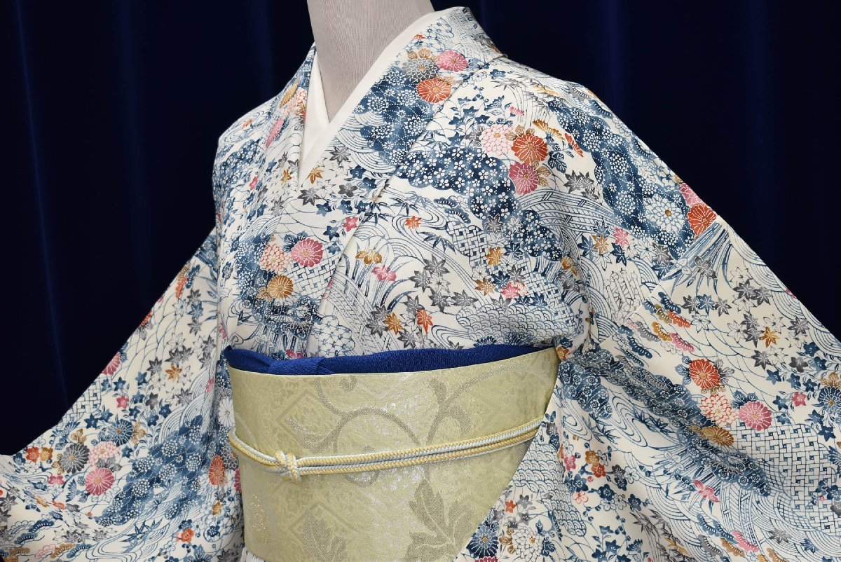 袷 小紋 正絹 美品 縮緬 M 桜 秀品 鼠色 ちりめん 身丈159cm 裄