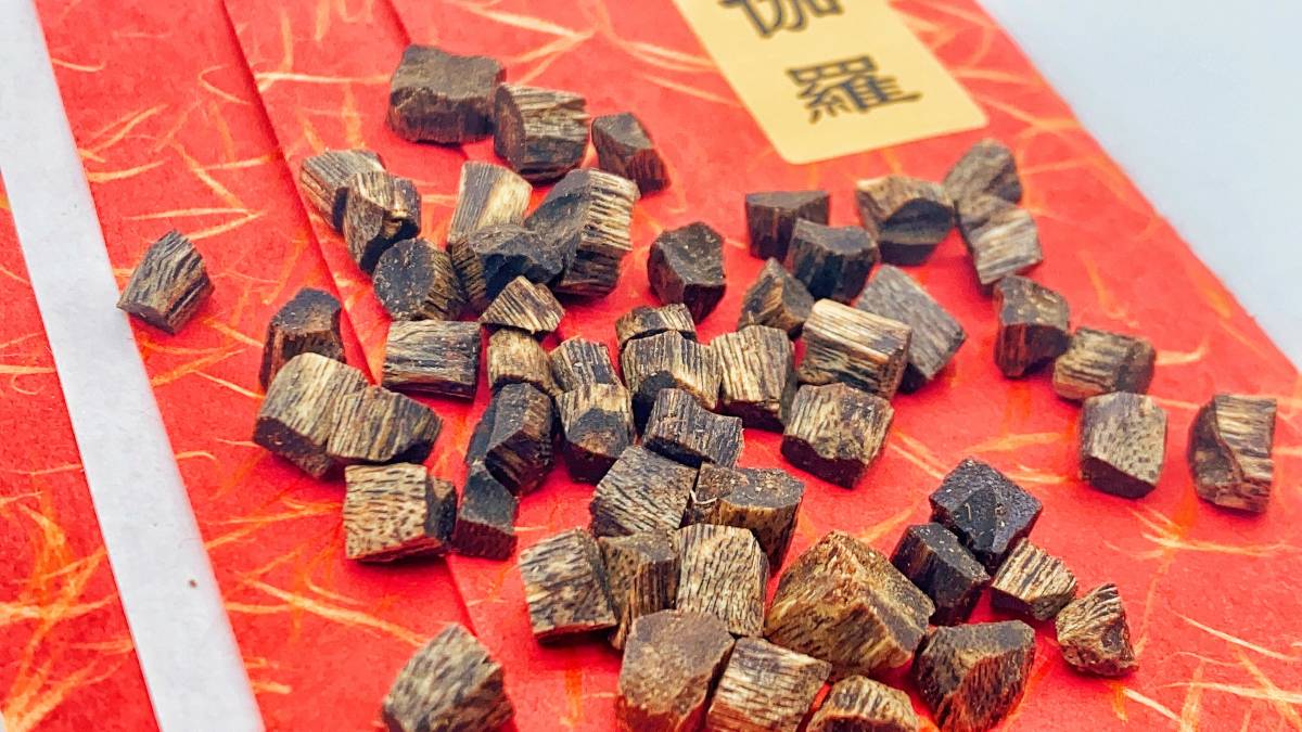 ○山田松香木店○香木○聞香○香道○伽羅○真那賀○羅国 京都の老舗 
