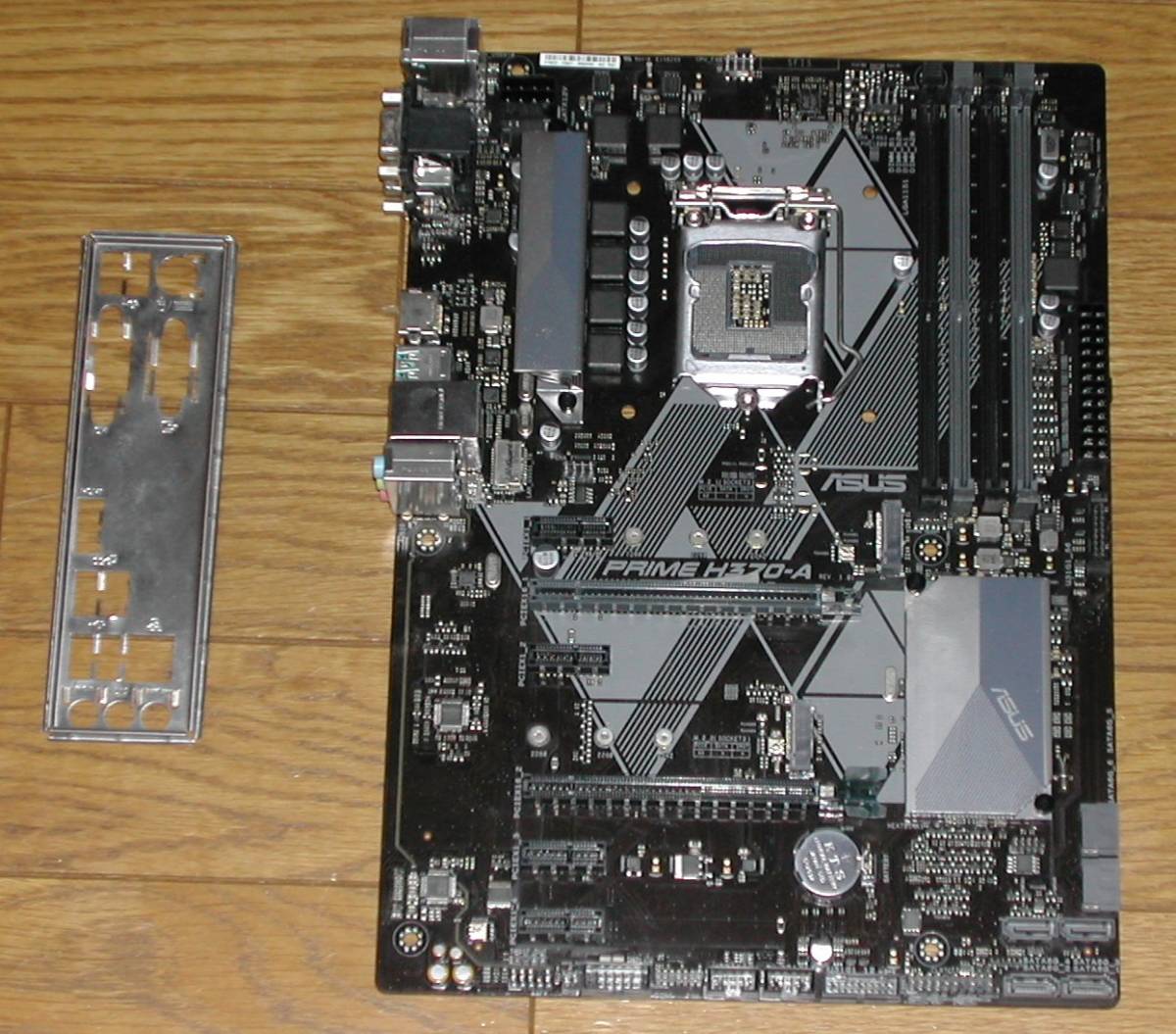 ASUS PRIME H370-A マザーボード + intel core3 9100f CPU 動作確認
