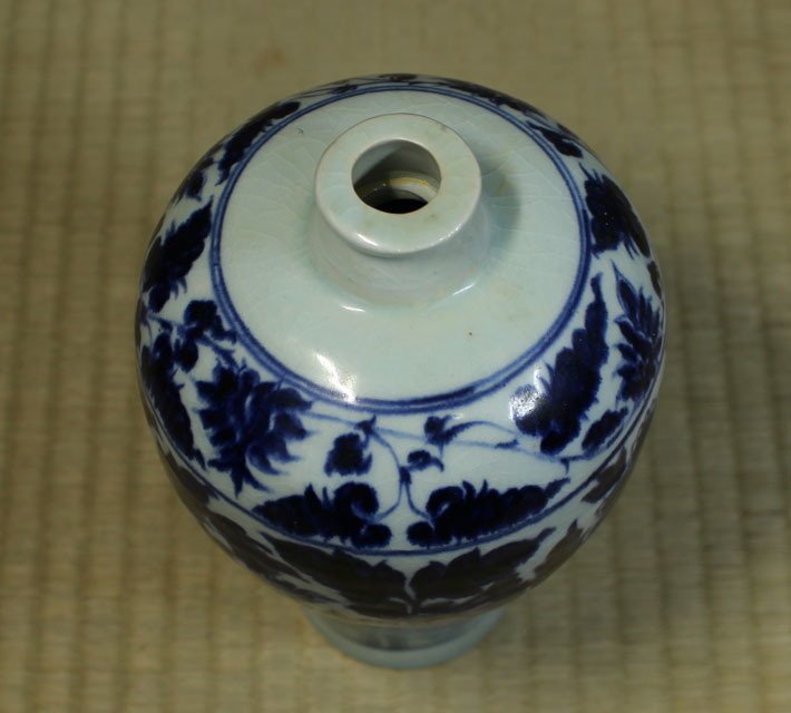 景徳鎮 中国美術 明-正徳青花／染付 雲堂手 梅瓶 木箱 中国古玩 作品を