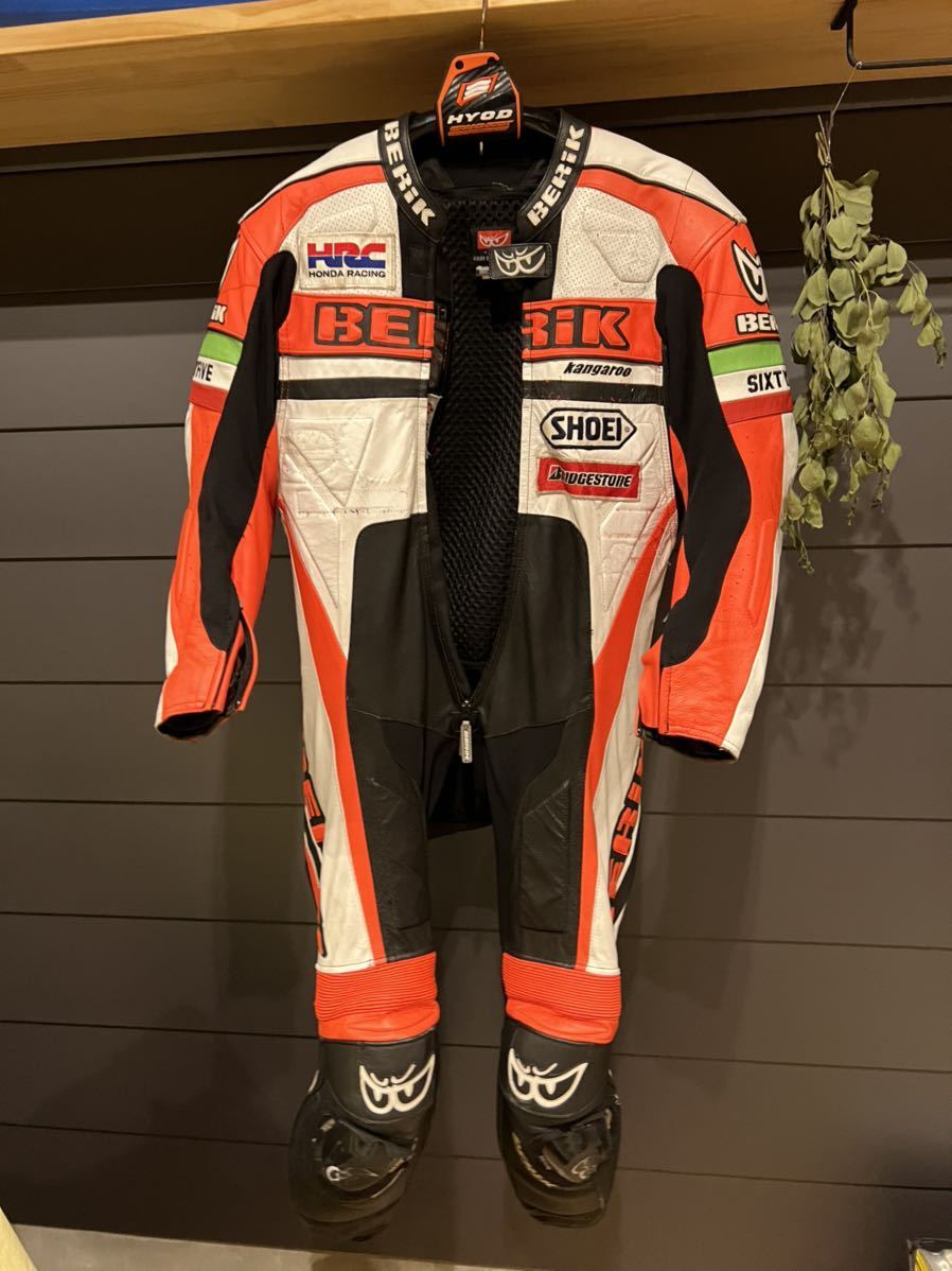 アレンネス ベリック BERIK レーシングスーツ 革ツナギ 54｜革ツナギ 