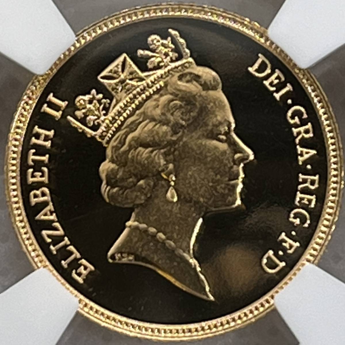 【新作，お得】 世界59枚 最高鑑定 1986 イギリス 1/2 ソブリン 金貨 NGC PF70 ULTRA CAMEO ミドル エリザベス 聖ジョージ 竜退治 アンティーク コイン(ヨーロッパ)｜売買されたオークション情報、yahooの商品情報をア ヨーロッパ
