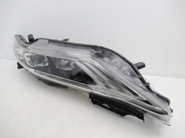 トヨタ ハリアー 60 ZSU60 AVU65 前期 純正 右 ヘッドライト LED KOITO