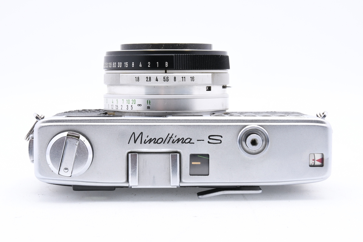修理前提 ミノルチナ ROKKOR-QF 40mm f/1.8 本体 黒 修理前提