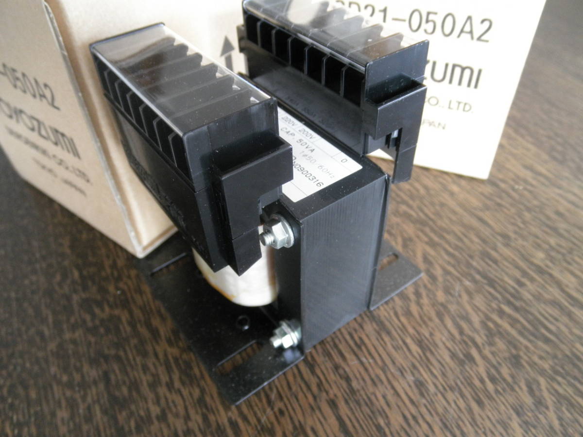 TOYOZUMI DENGENKIKI トランス 変圧器 SD21-050A2　未使用　2個