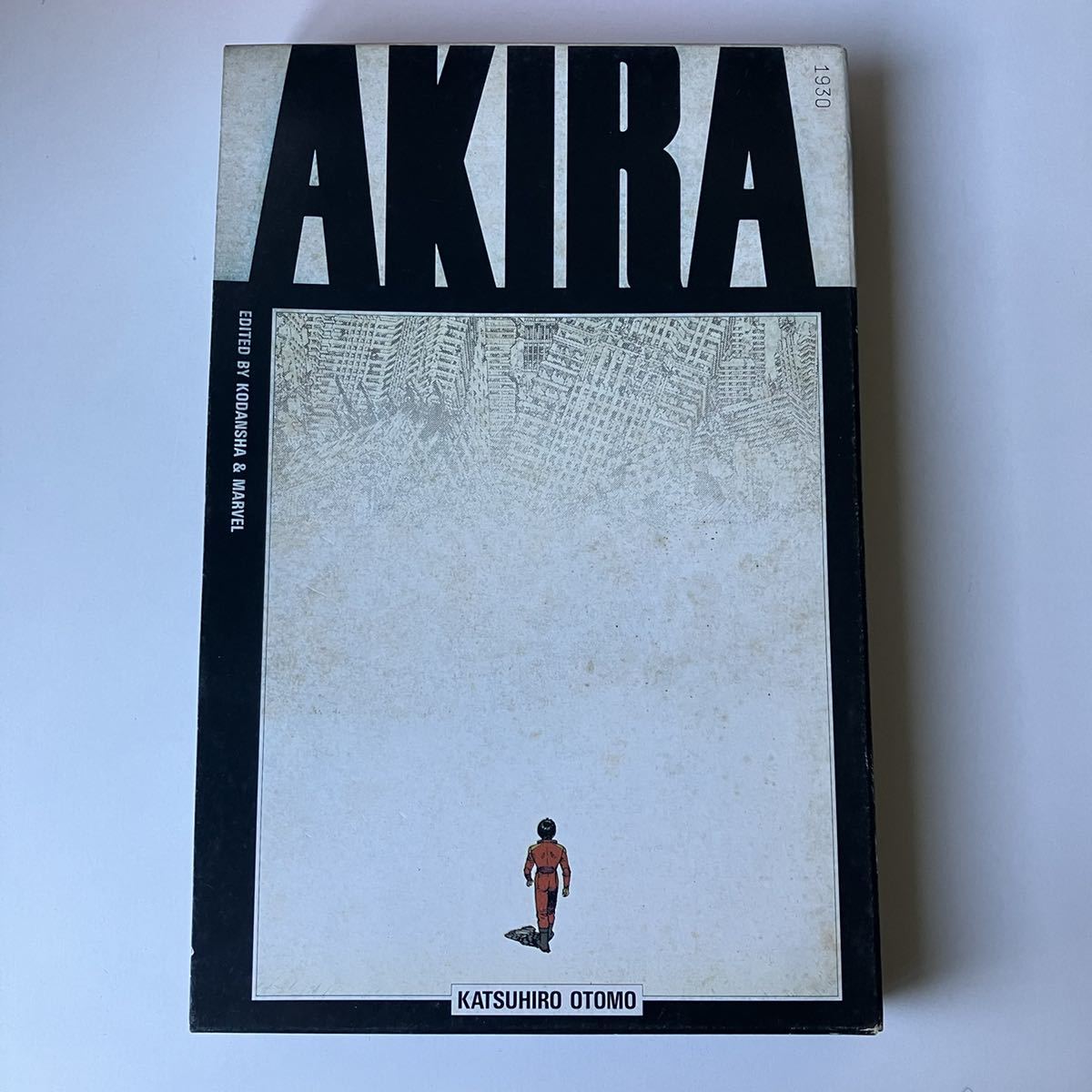 AKIRA国際版12巻（最終巻）S⁄N：1985大友克洋白帯付き