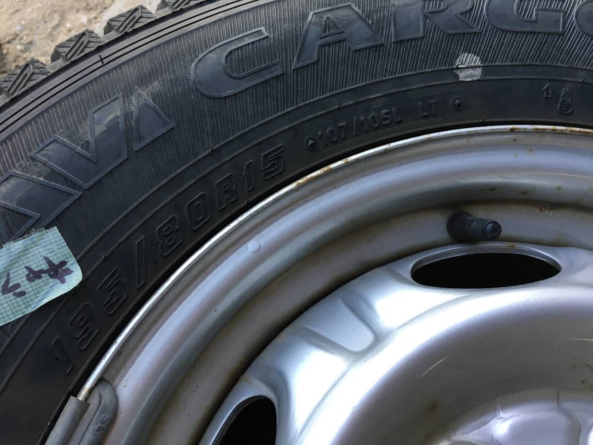 日産 キャラバン スタッドレスタイヤホイールセット 195/80R15 107 