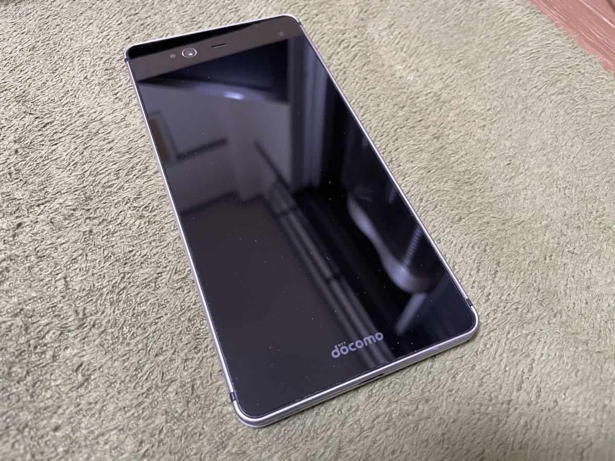 激安大特価，定番人気 展示品★新品同様品★ARROWS NX★32GB★3GB★5.5インチ★スマホ★Android★SDN625★ホワイト★F-01J★docomo★ドコモ★白★富士通