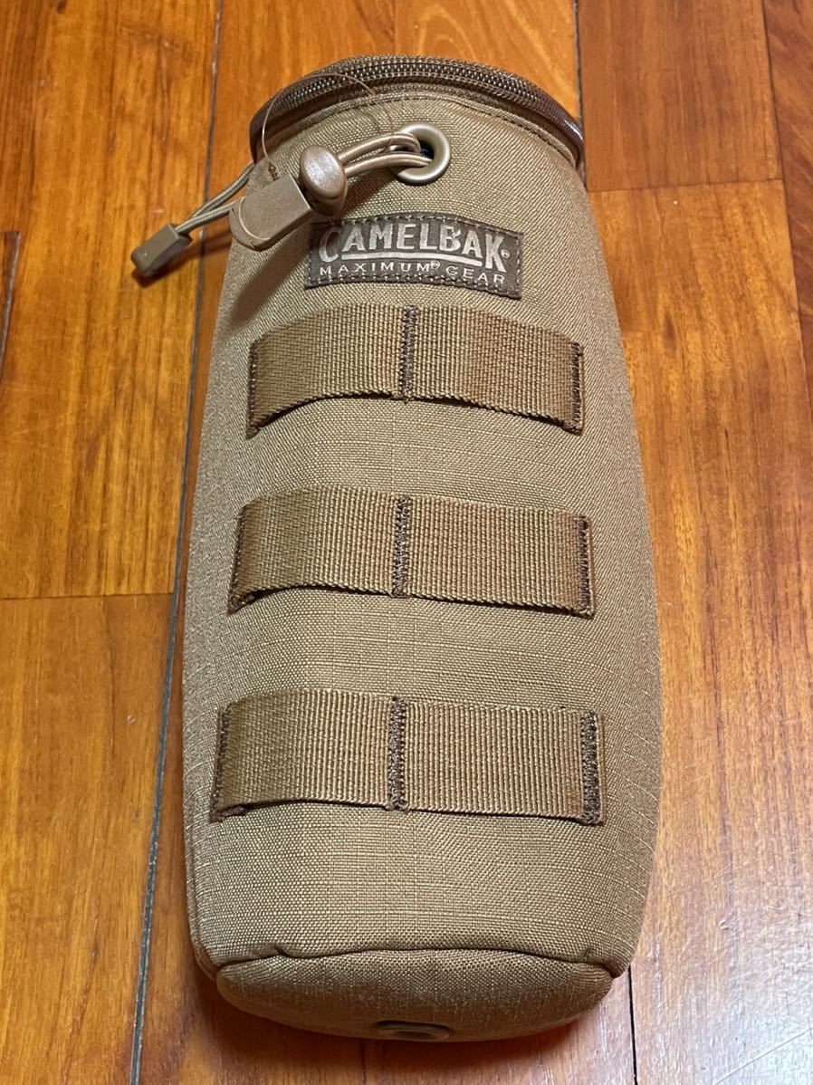 used 米軍放出品 CAMELBAK製 キャメルバック 黒 ハイドレーション