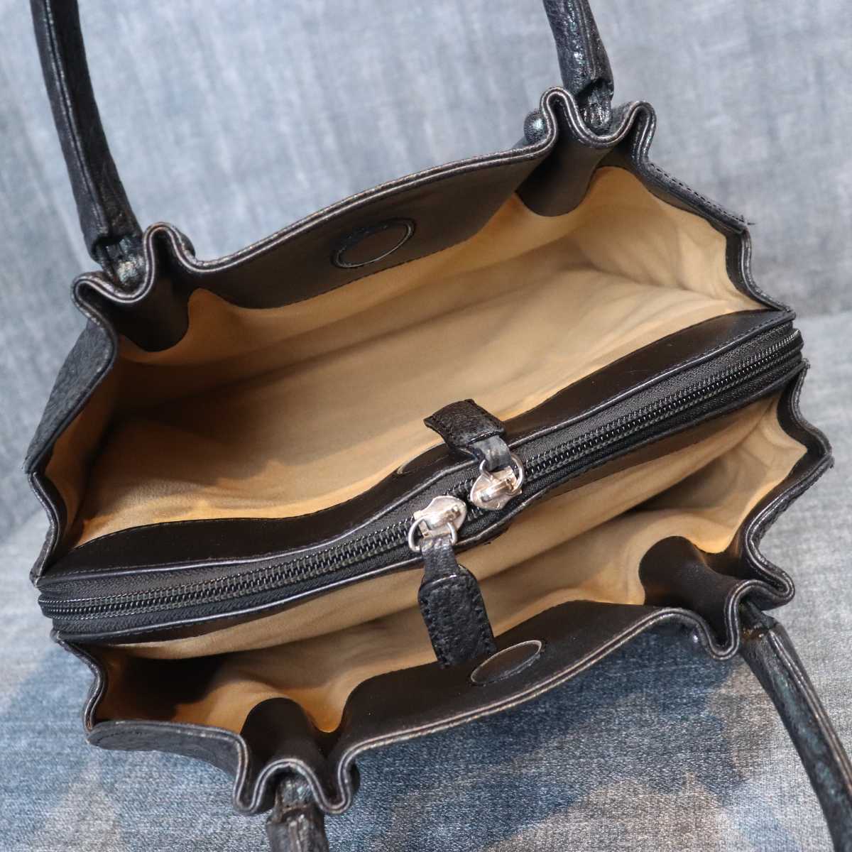 1円スタート 極美品 シールスキン アザラシ革 エキゾチックレザー JRA