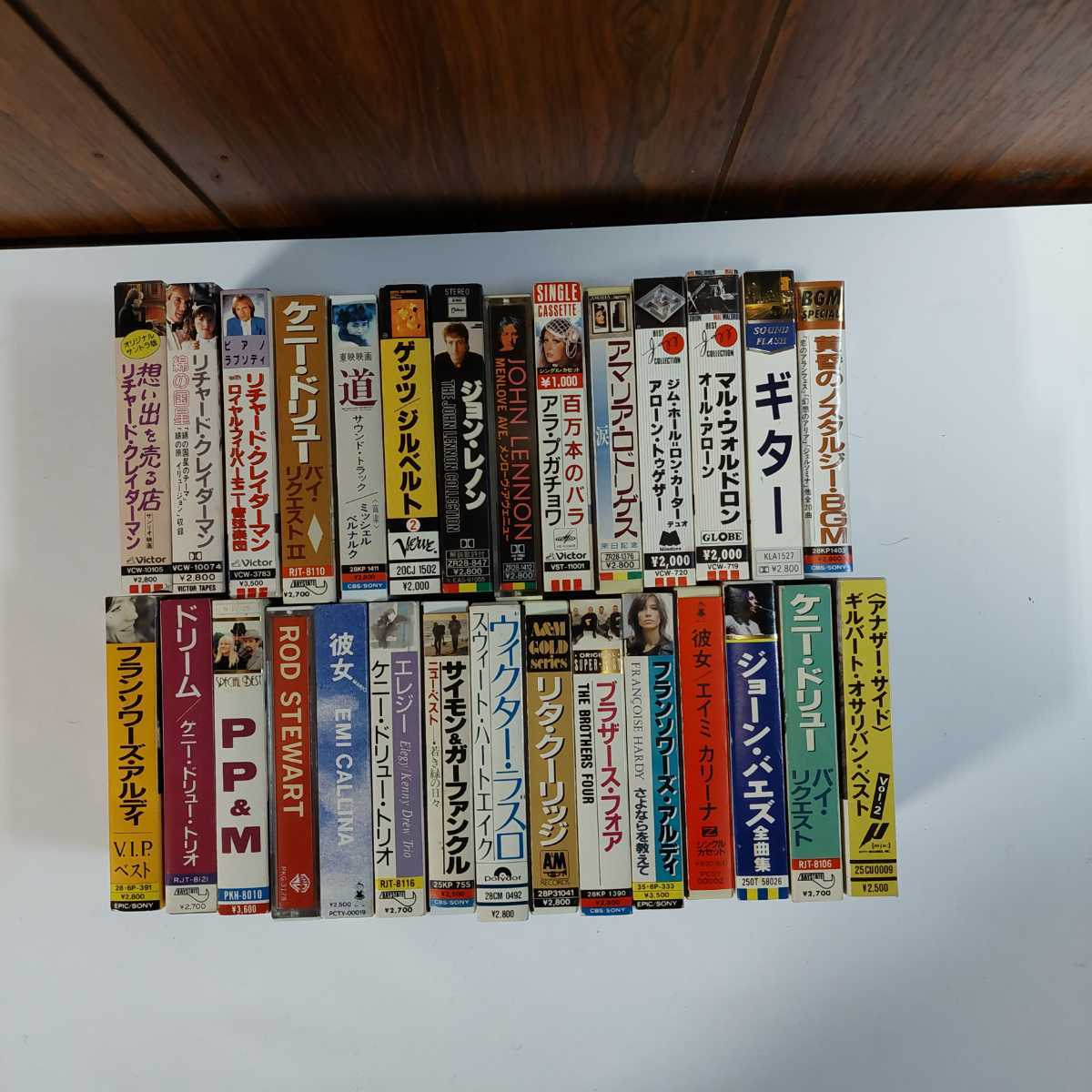 正規品，人気SALE 洋楽カセットテープ 29本まとめて ジョンレノン サイモン&ガーファンクル リチャード クレイダーマン ギルバートオサリバン ほか(ロック、ポップス一般)｜売買されたオークション情報、 ロック、ポップス一般
