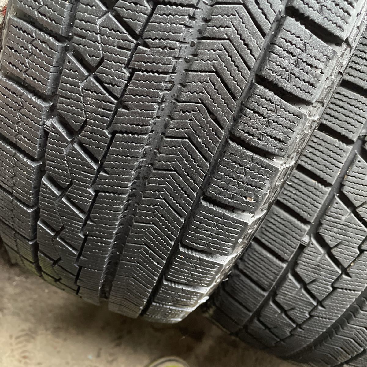 ブリヂストンVRX 195/65R15 4本セット 18年式 バリ山