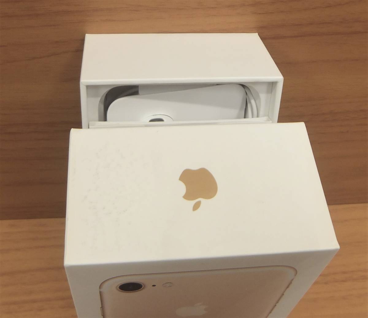 新作入荷，大人気 ＃7643【ジャンク扱い】★☆ドコモ　Apple　iPhone7　32GB　ネットワーク制限〇確認済み　初期化済み　スマホ　本体　☆★